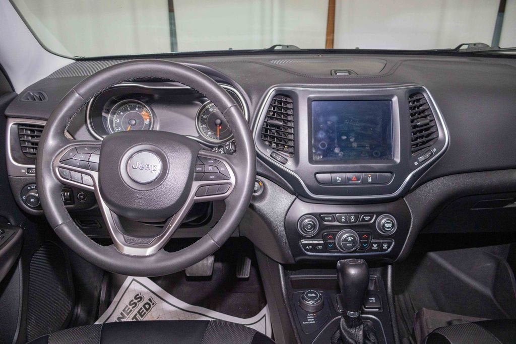 2022 Jeep Cherokee Latitude Lux