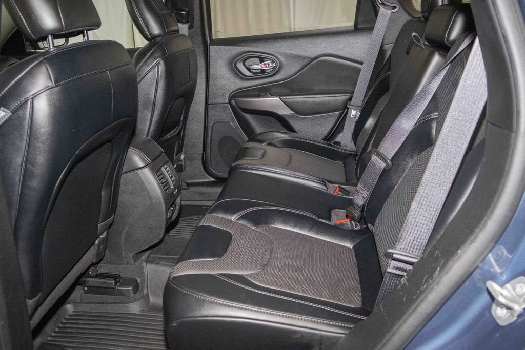 2022 Jeep Cherokee Latitude Lux