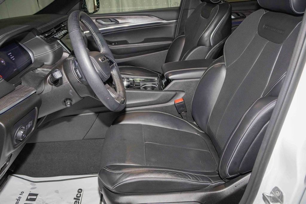 2022 Jeep Grand Cherokee Overland