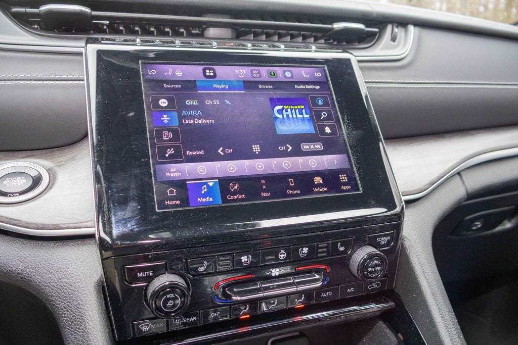 2022 Jeep Grand Cherokee Overland