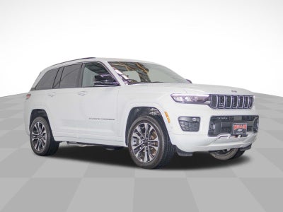 2022 Jeep Grand Cherokee Overland
