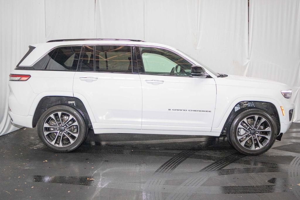 2022 Jeep Grand Cherokee Overland