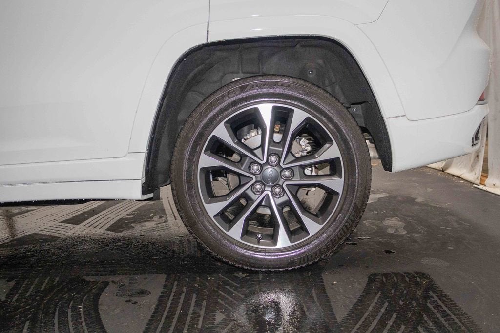 2022 Jeep Grand Cherokee Overland