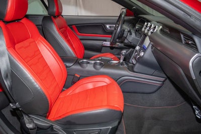 2022 Ford Mustang EcoBoost