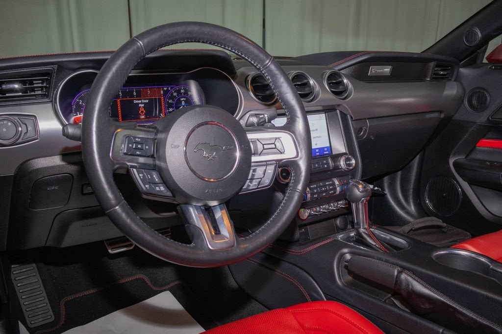 2022 Ford Mustang EcoBoost