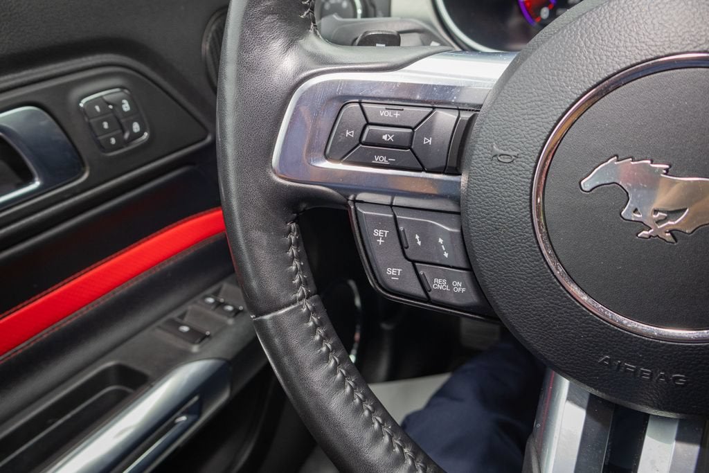 2022 Ford Mustang EcoBoost