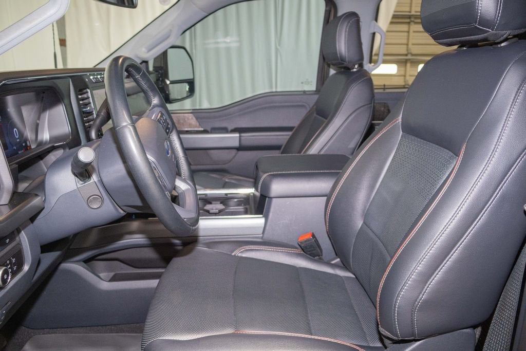 2023 Ford Super Duty F-250 SRW Lariat