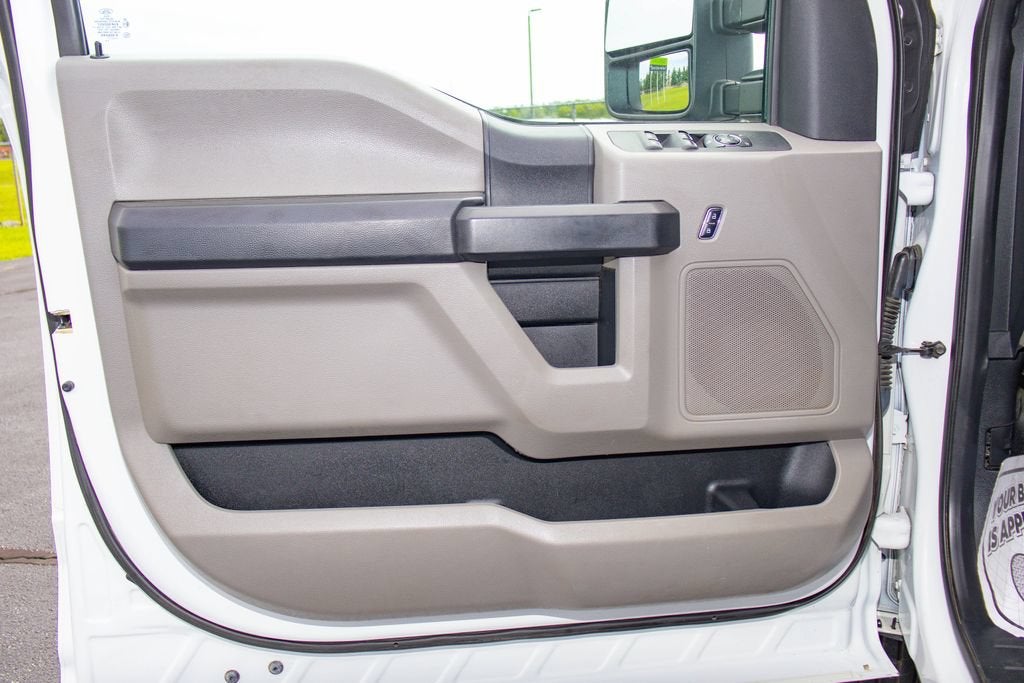 2017 Ford Super Duty F-350 SRW Platinum