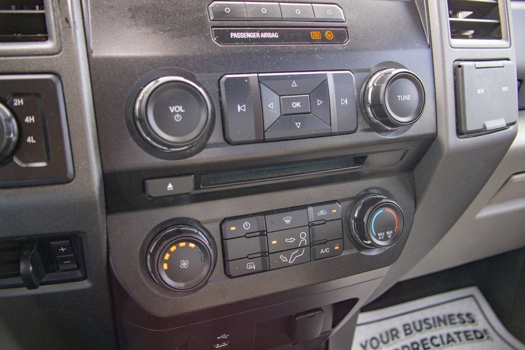2017 Ford Super Duty F-350 SRW Platinum