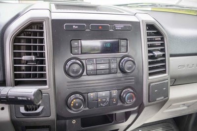 2017 Ford Super Duty F-350 SRW XL