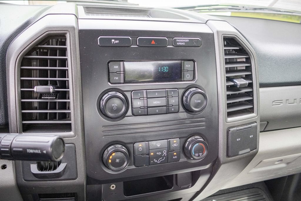 2017 Ford Super Duty F-350 SRW XL
