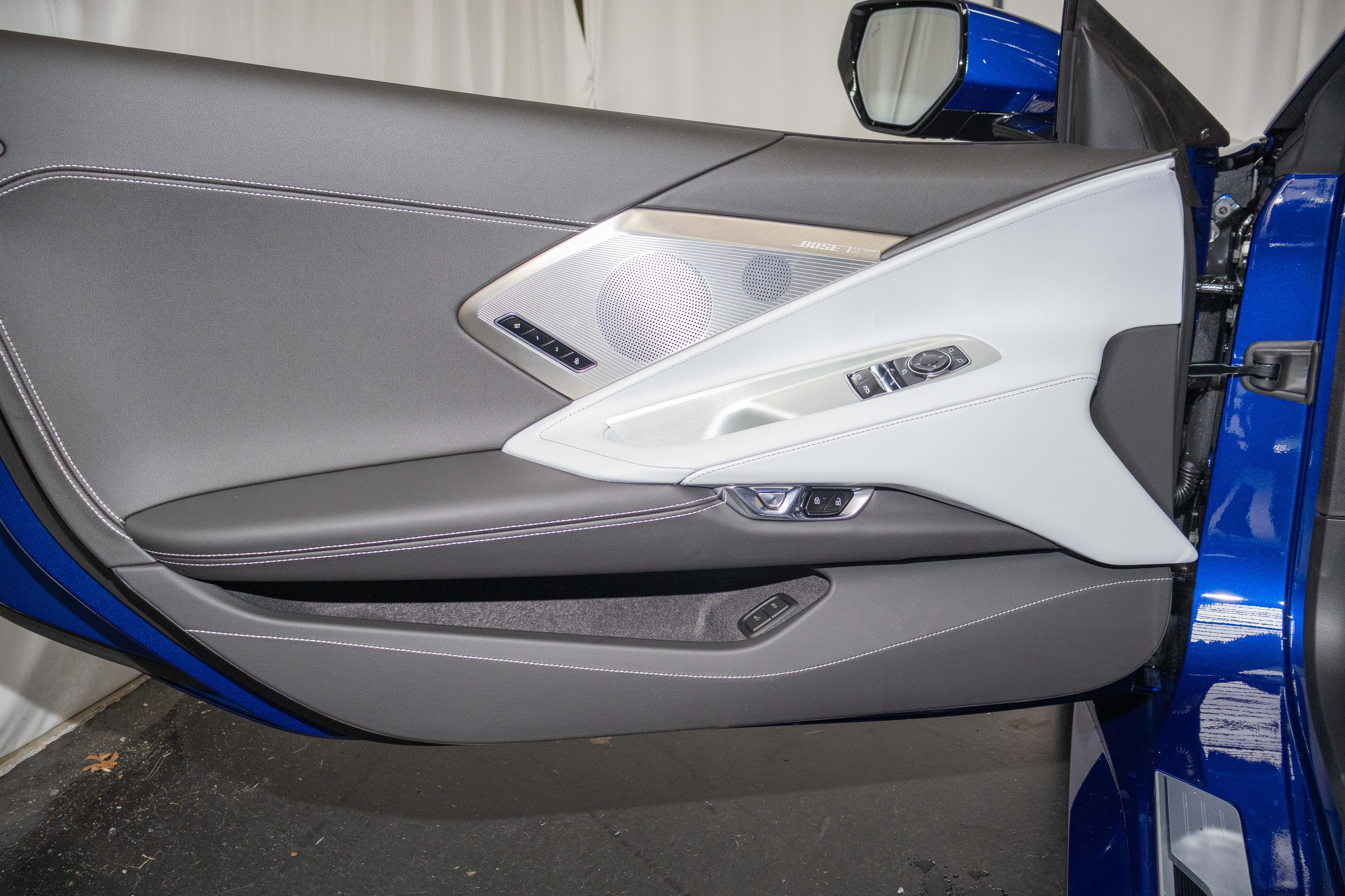 2027 Chevrolet Corvette Stingray 2LT