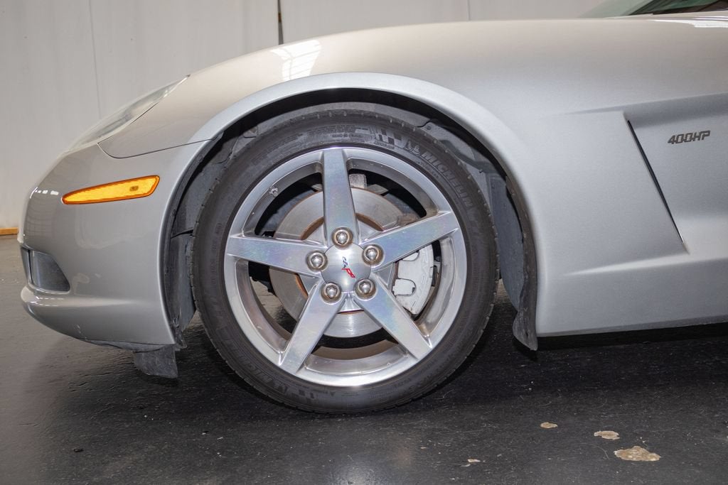 2005 Chevrolet Corvette Base
