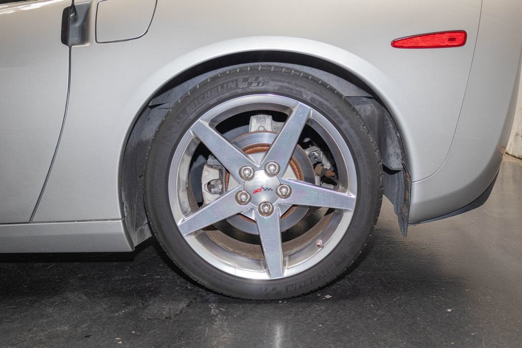 2005 Chevrolet Corvette Base