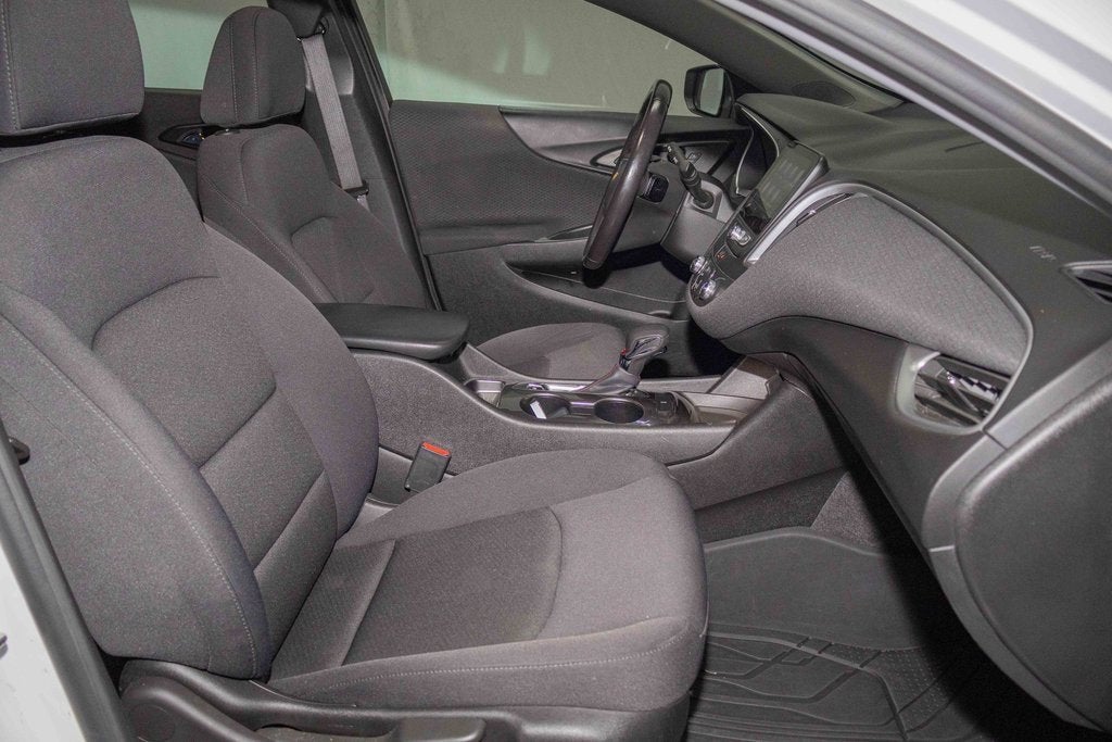 2022 Chevrolet Malibu RS