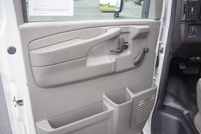 2007 Chevrolet Express Cutaway 3500 C6Y SRW