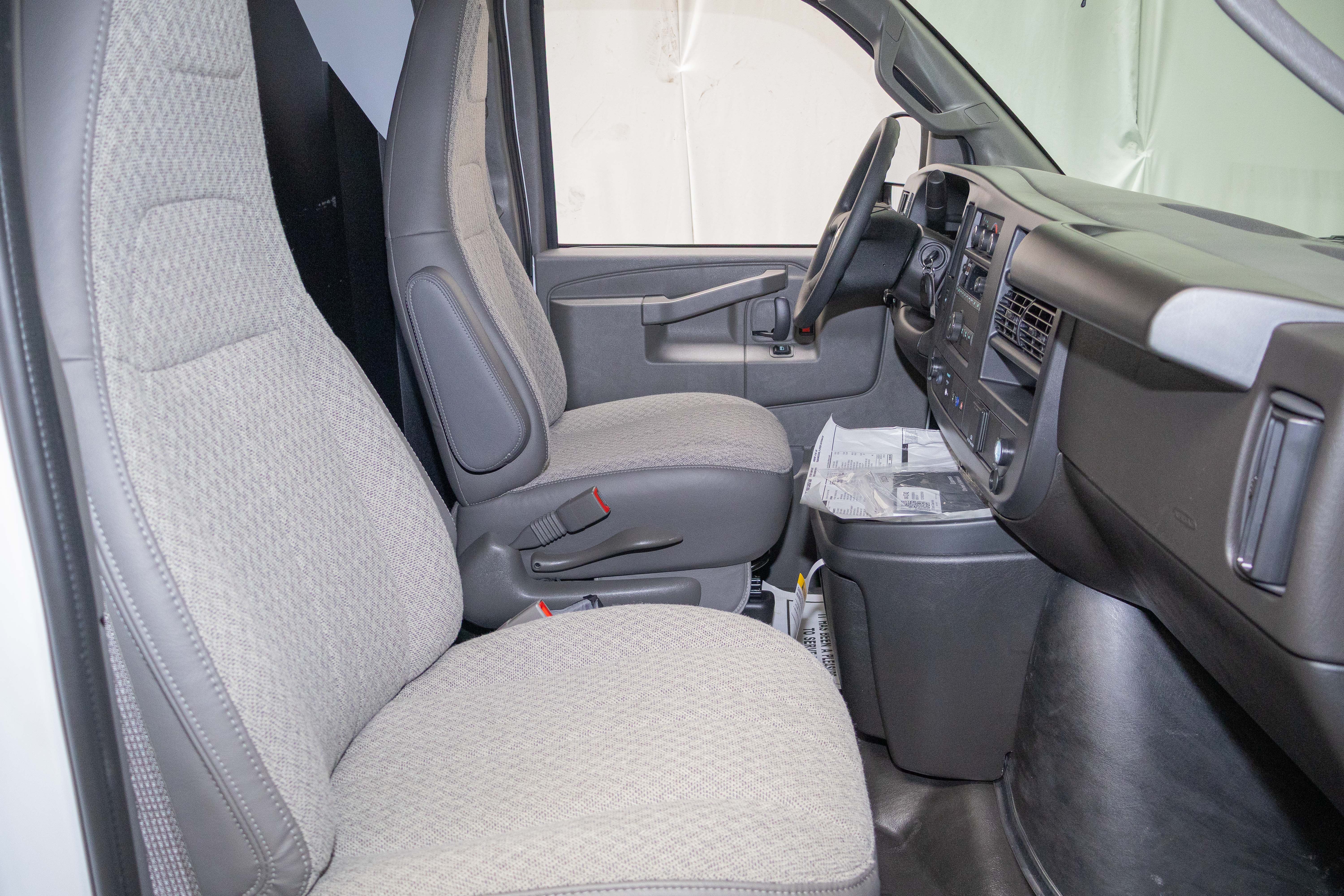 2025 Chevrolet Express Cargo 2500 Base