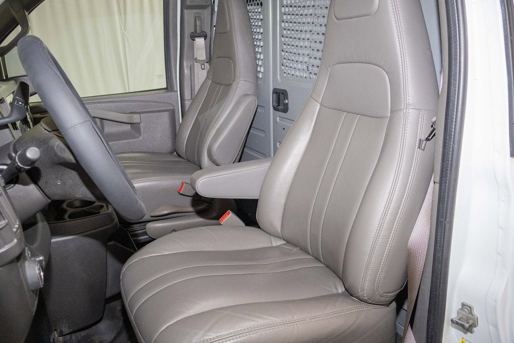 2017 Chevrolet Express Cargo 2500 Base