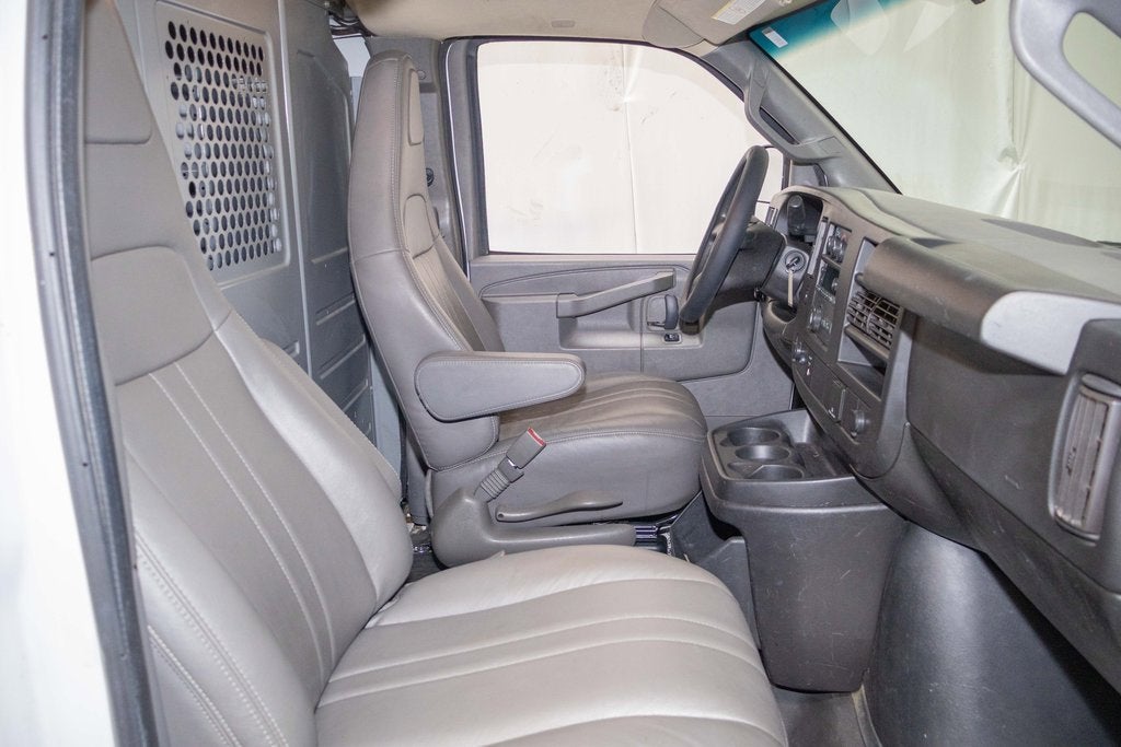 2017 Chevrolet Express Cargo 2500 Base