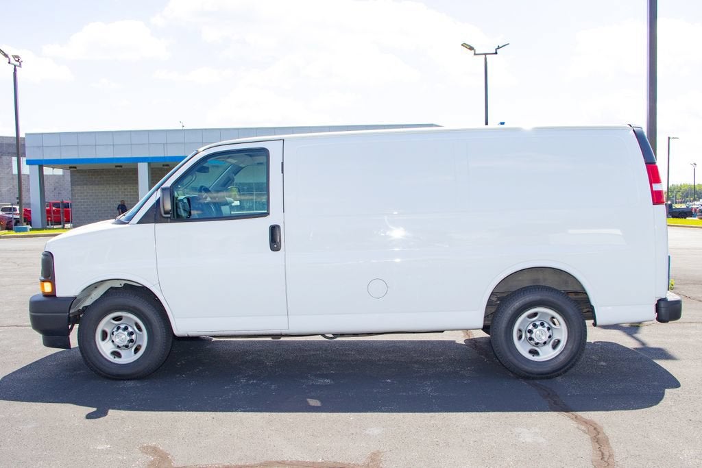 2017 Chevrolet Express Cargo 2500 Base