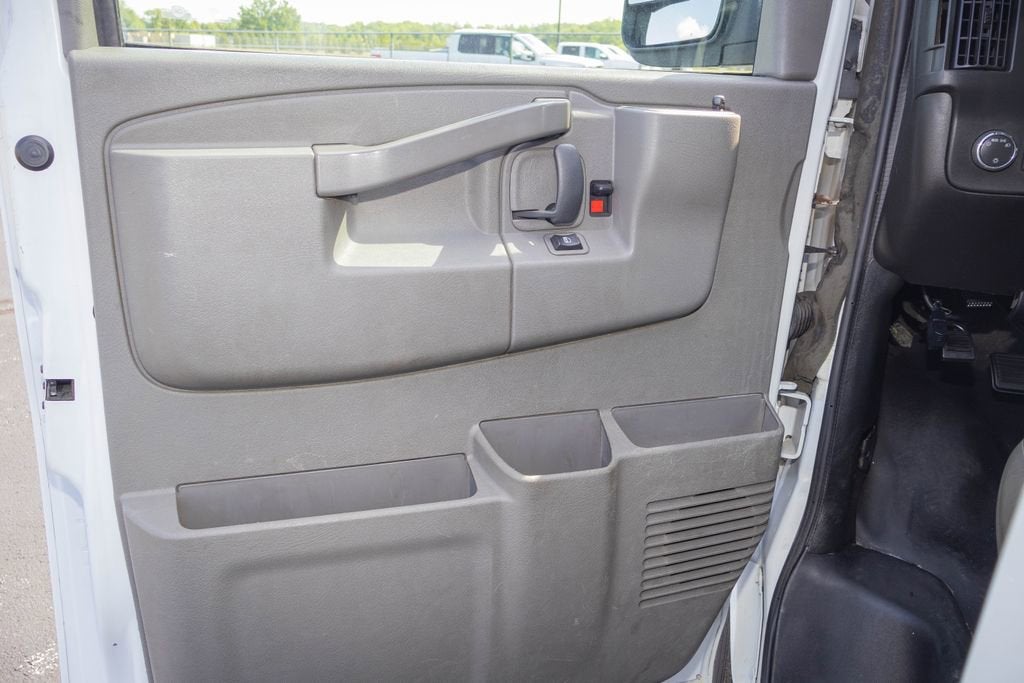 2022 Chevrolet Express Cargo 2500 Base
