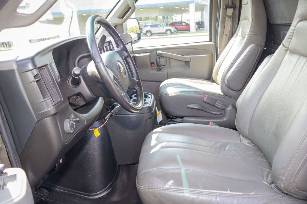 2022 Chevrolet Express Cargo 2500 Base