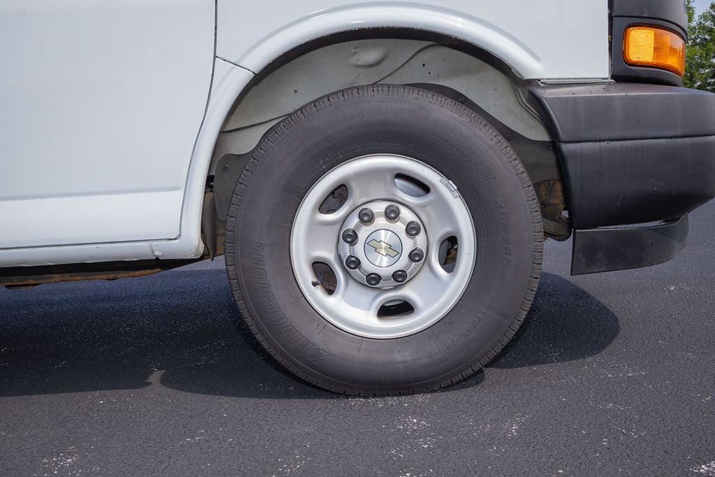 2022 Chevrolet Express Cargo 2500 Base