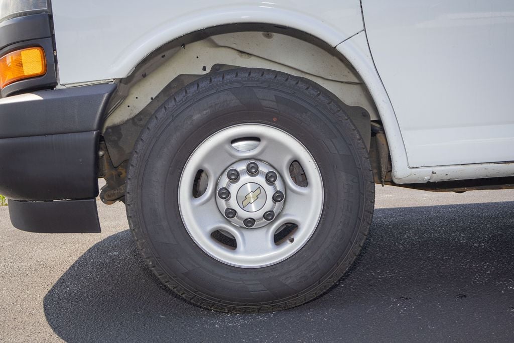 2022 Chevrolet Express Cargo 2500 Base