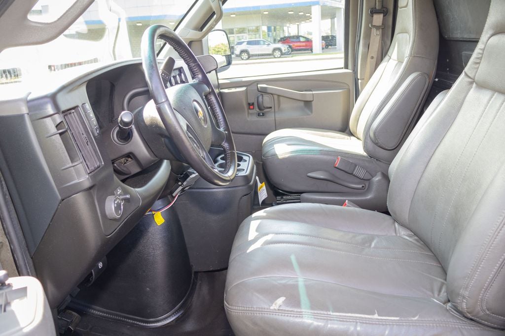 2022 Chevrolet Express Cargo 2500 Base
