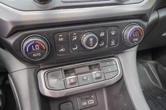 2021 GMC Acadia AT4