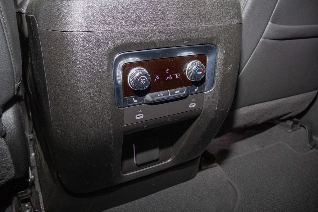 2024 GMC Yukon XL Denali - Photo 46