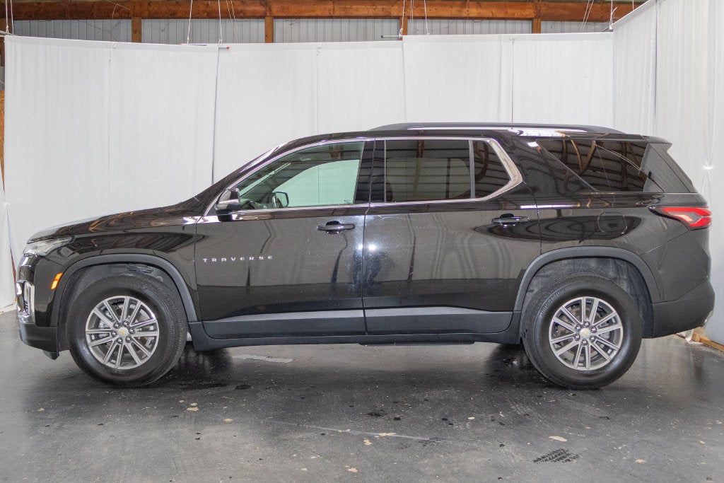 2022 Chevrolet Traverse LT Leather