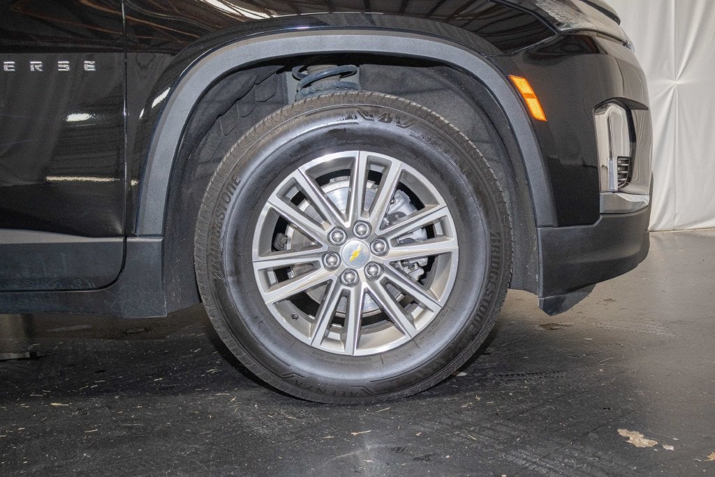 2022 Chevrolet Traverse LT Leather