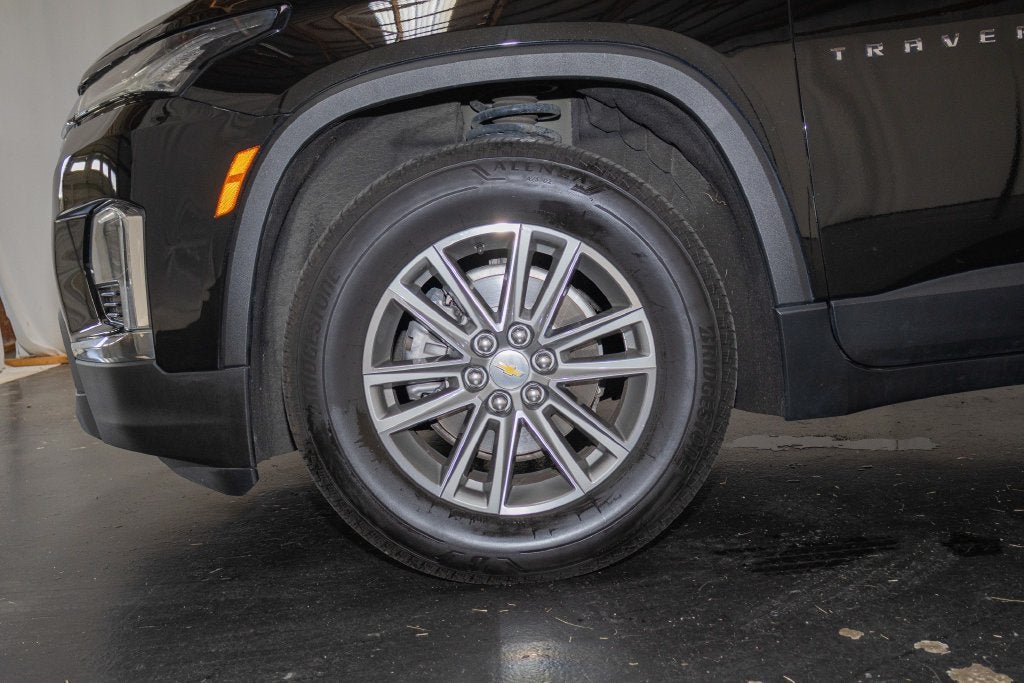 2022 Chevrolet Traverse LT Leather