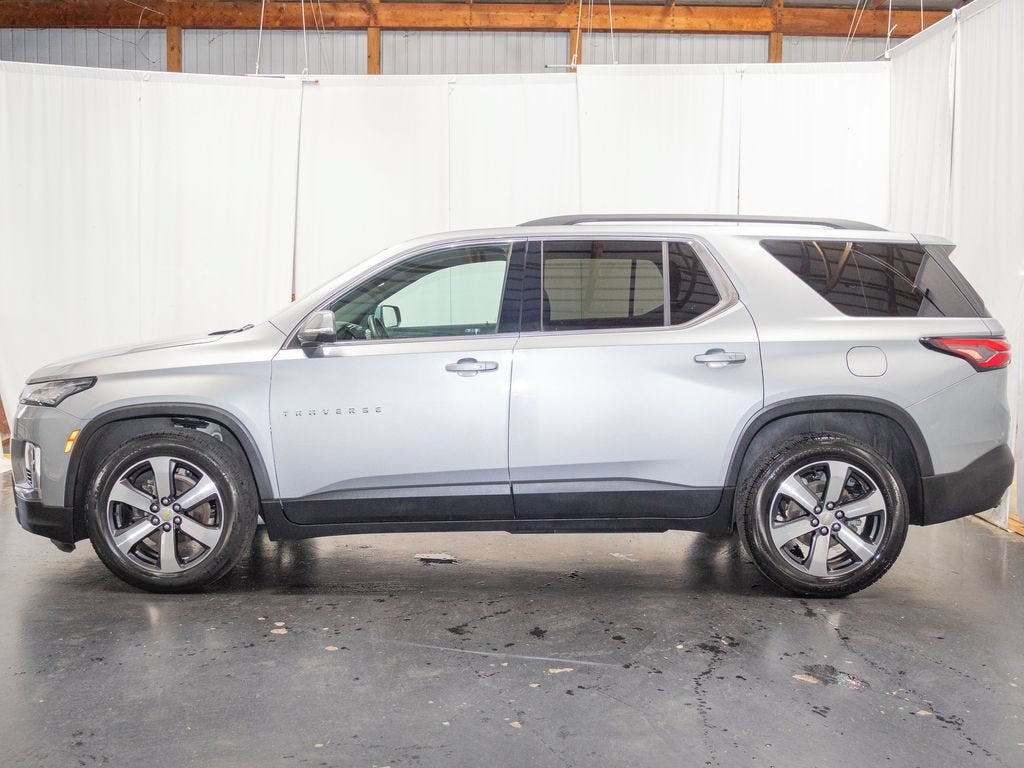 2023 Chevrolet Traverse LT Leather