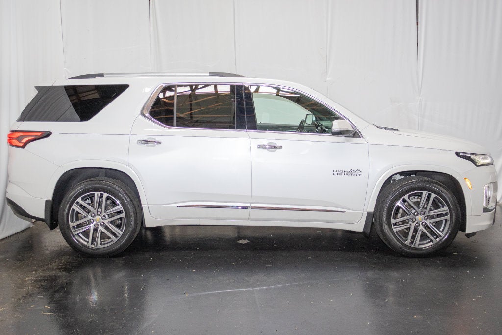 2022 Chevrolet Traverse High Country