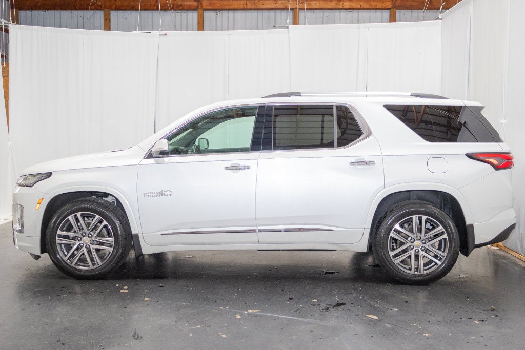 2022 Chevrolet Traverse High Country