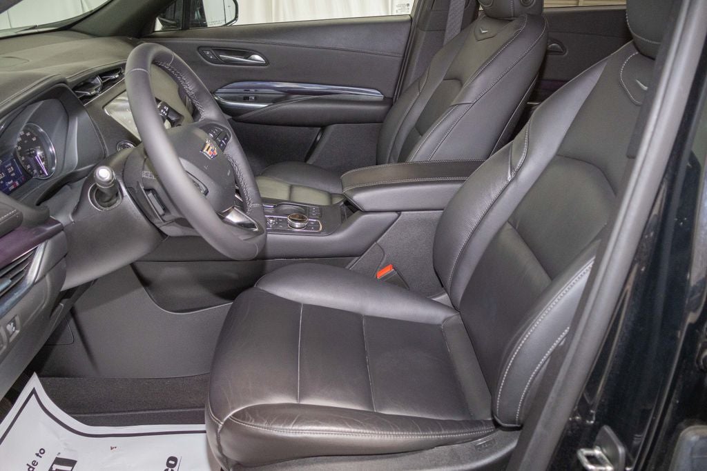 2023 Cadillac XT4 Luxury
