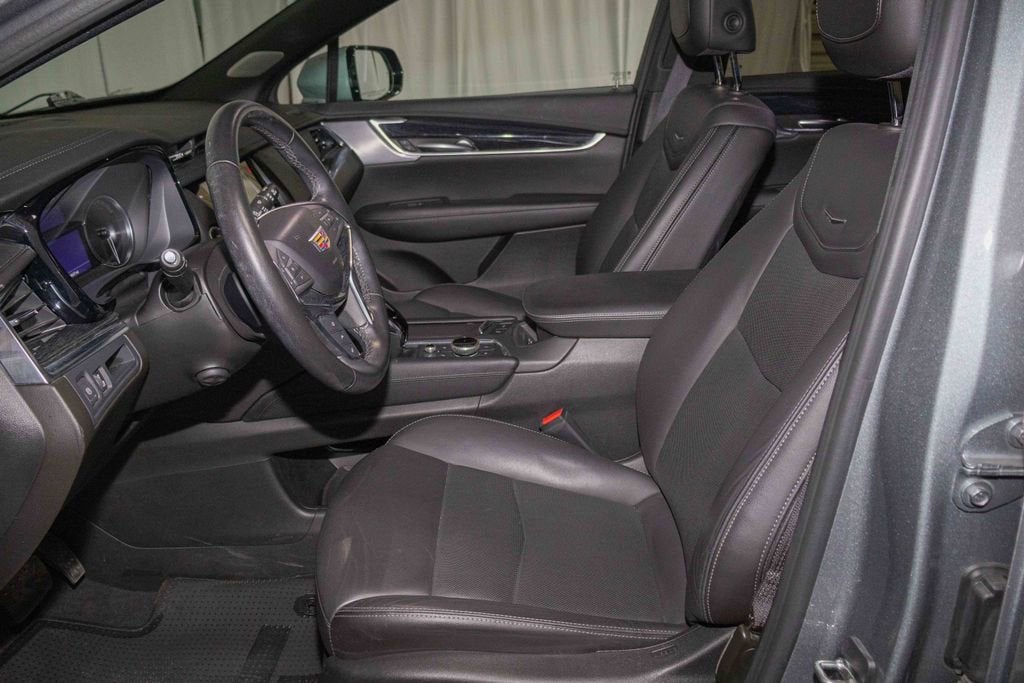 2023 Cadillac XT5 Premium Luxury