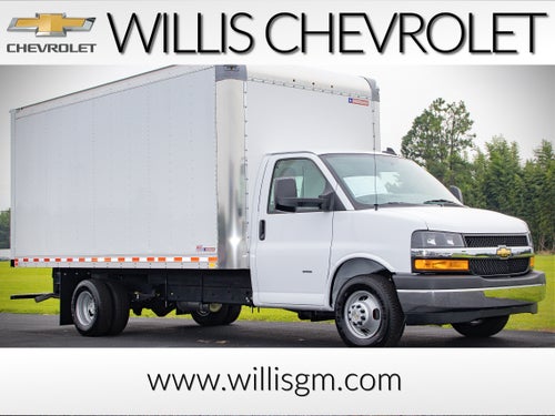 2025 Chevrolet Express Cutaway 3500 Base