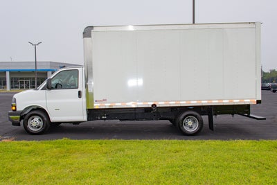 2025 Chevrolet Express Cutaway 3500 Base