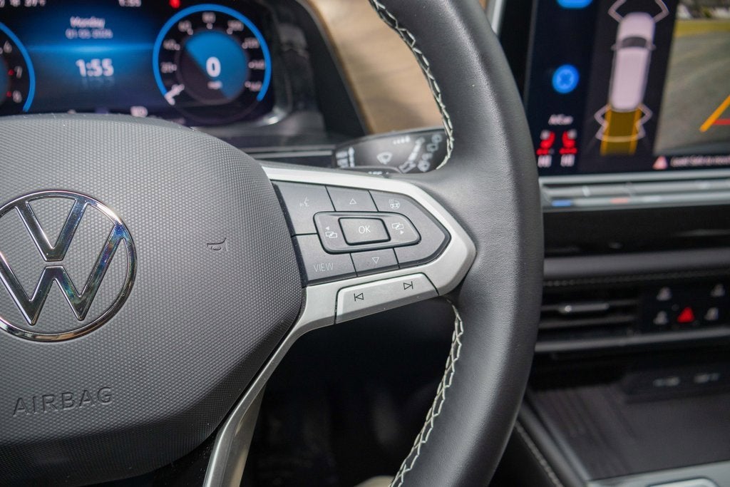 2025 Volkswagen Atlas 2.0T SE w/Technology