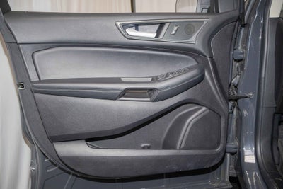 2021 Ford Edge SE