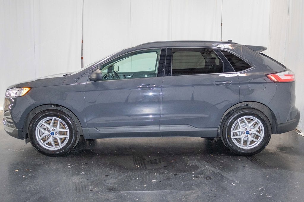 2021 Ford Edge SE