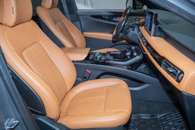 2022 Lincoln Nautilus Black Label