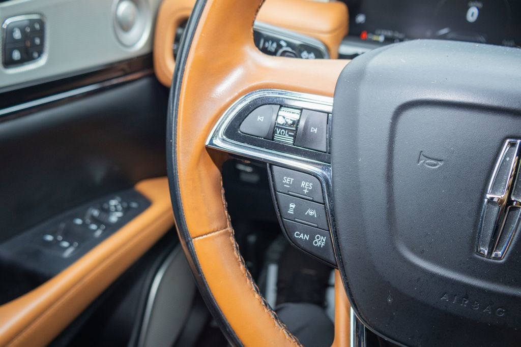 2022 Lincoln Nautilus Black Label