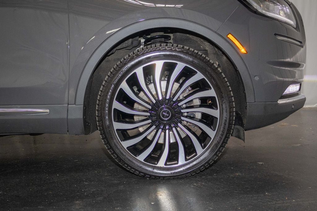 2022 Lincoln Nautilus Black Label