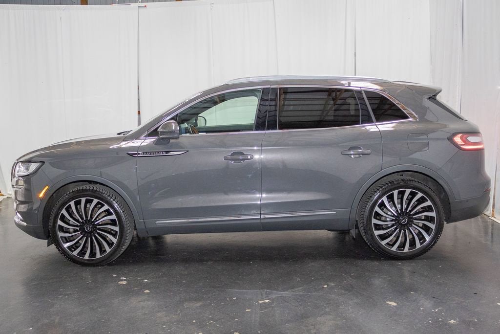 2022 Lincoln Nautilus Black Label