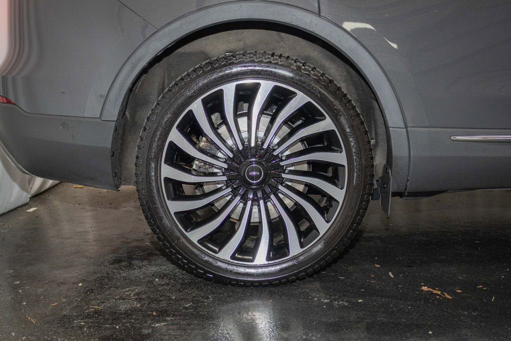 2022 Lincoln Nautilus Black Label