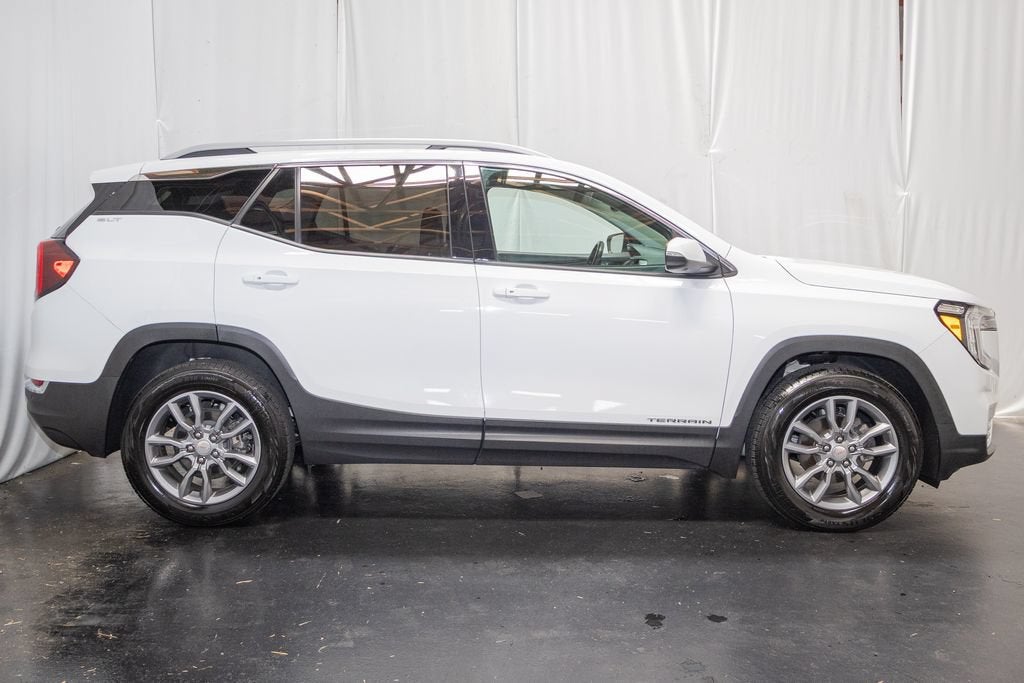 2022 GMC Terrain SLT